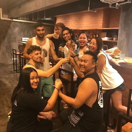 Bed Station Hostel Khaosan Bangkok Esterno foto