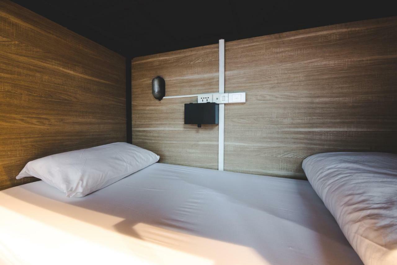 Bed Station Hostel Khaosan Bangkok Esterno foto